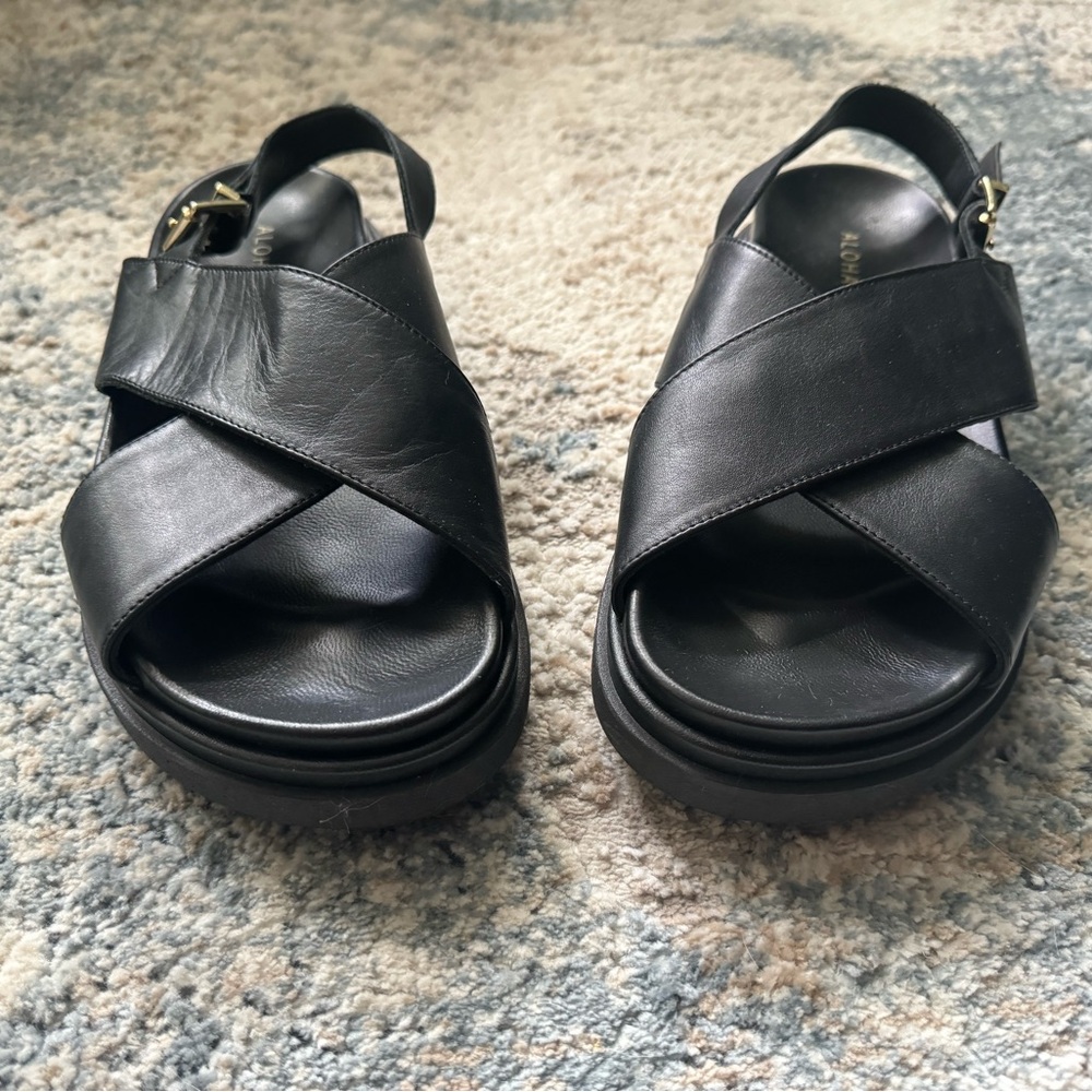 Alohas black leather chunky sandals Size 9 / 40